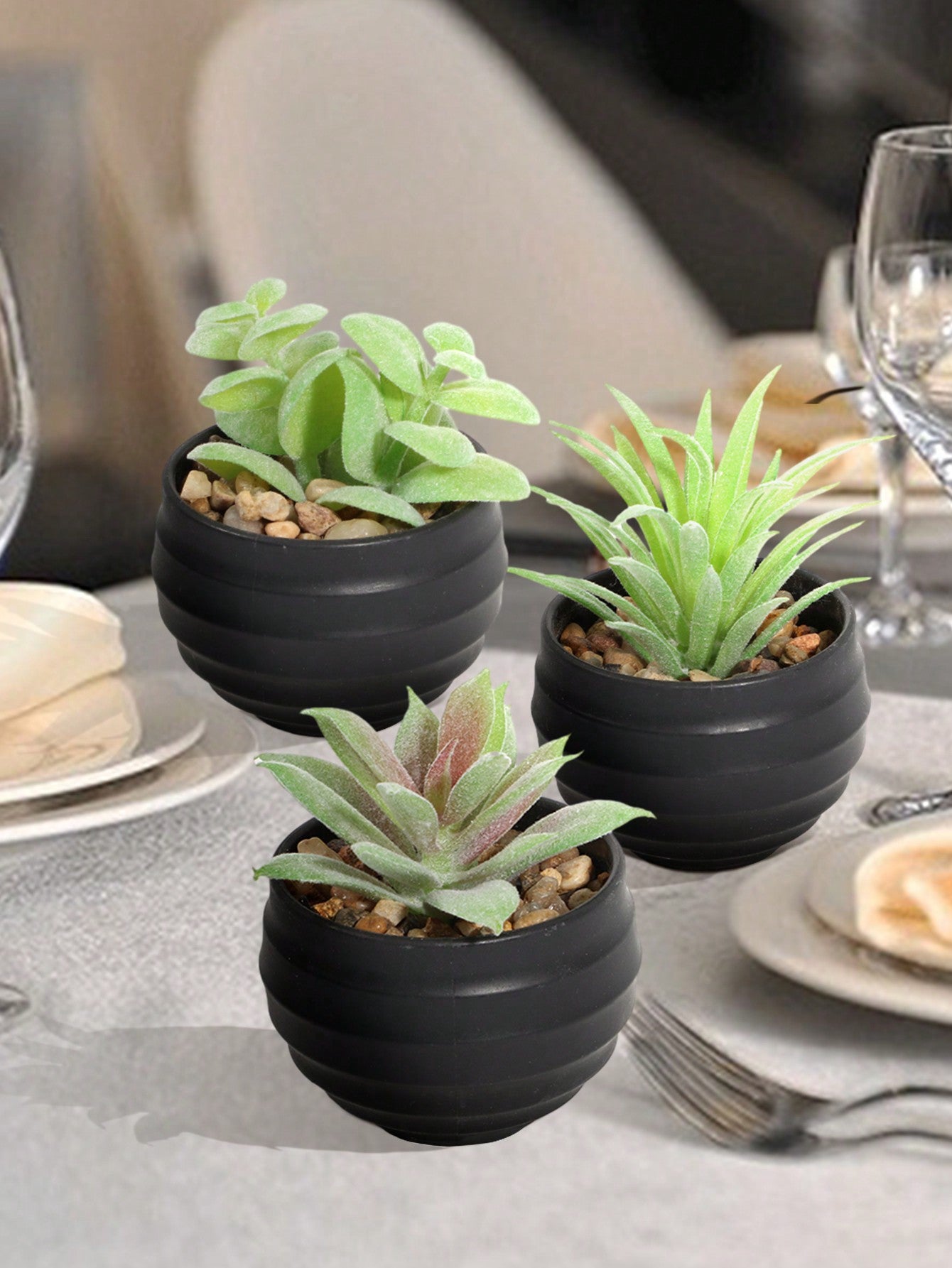 6pcs/Set Artificial Mini Succulents, Green Succulents, White Planter, Black Planter, PE Material, Artificial Plants, Simulated Succulents, Desktop Decoration, Home Decorations, Garden Decorations, School Dormitory Office Decorations