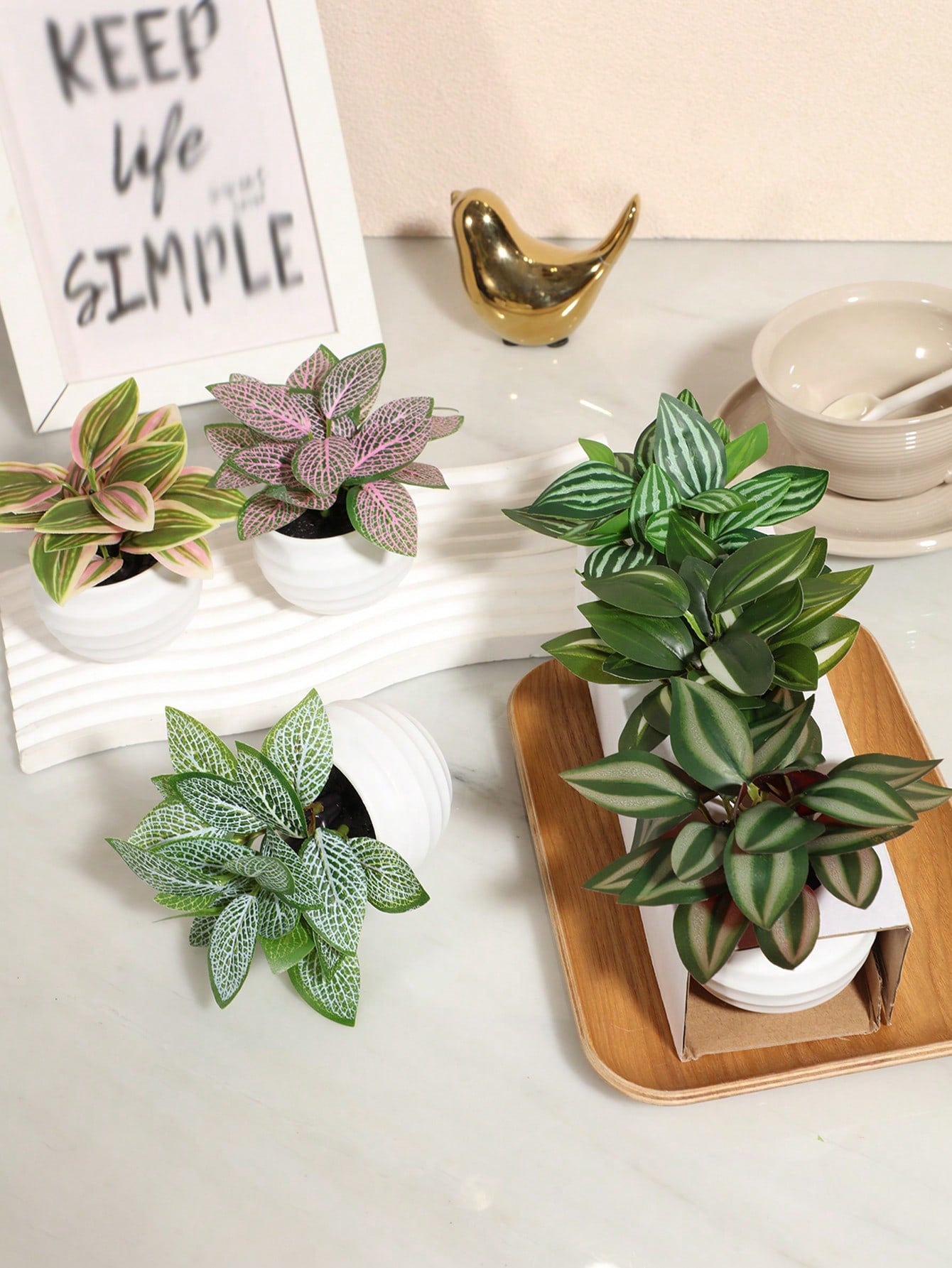 6pcs/Set Artificial Mini Succulents, Green Succulents, White Planter, Black Planter, PE Material, Artificial Plants, Simulated Succulents, Desktop Decoration, Home Decorations, Garden Decorations, School Dormitory Office Decorations